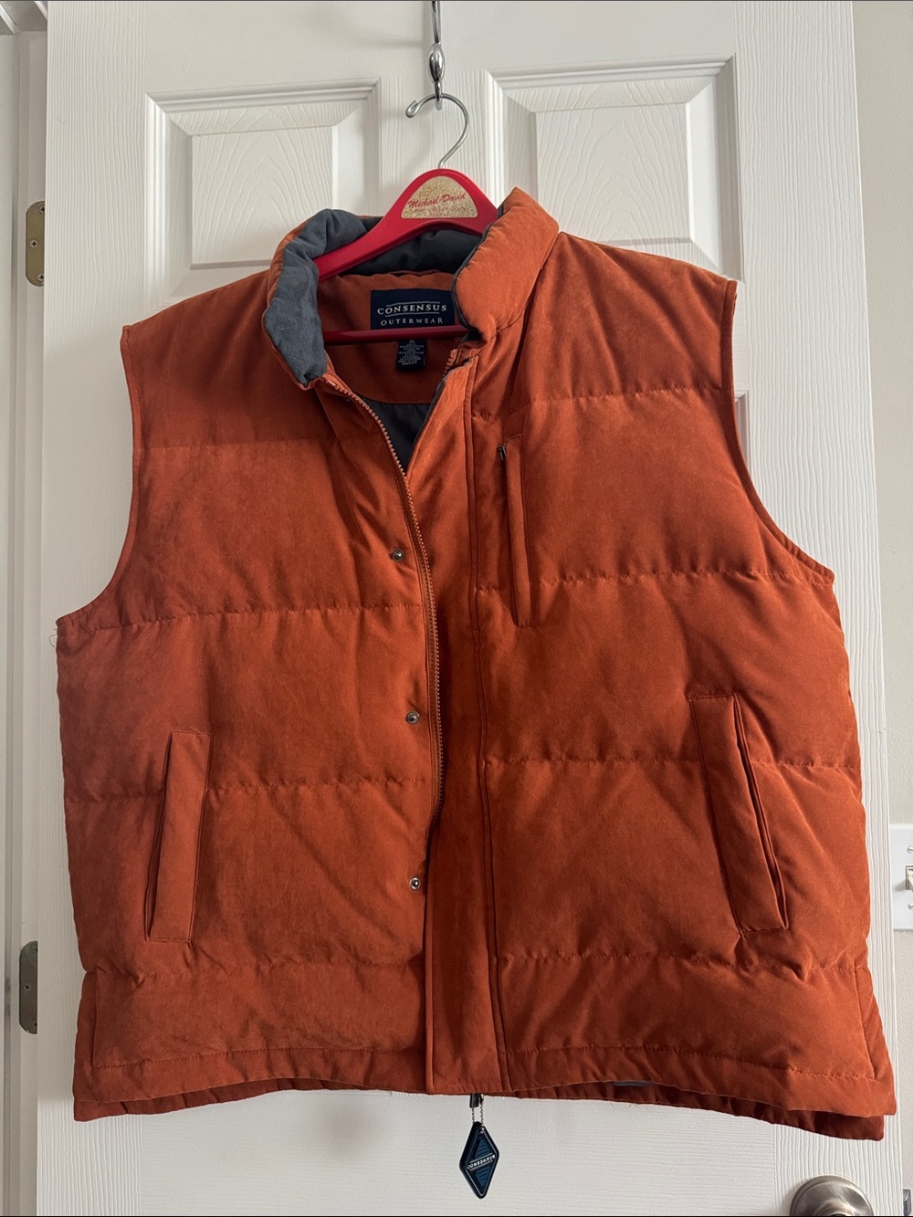 Consensus Outerwear Men's Rust Quilted Puffer Vest